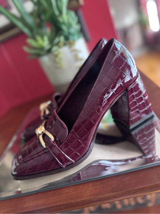 ANTONIO MELANI Shoes - Antonio Melani Patent Croc-Embossed Block Heel Loafers - Burgundy
